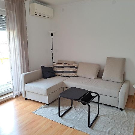 Charming Celje City Center Apartment ภายนอก รูปภาพ