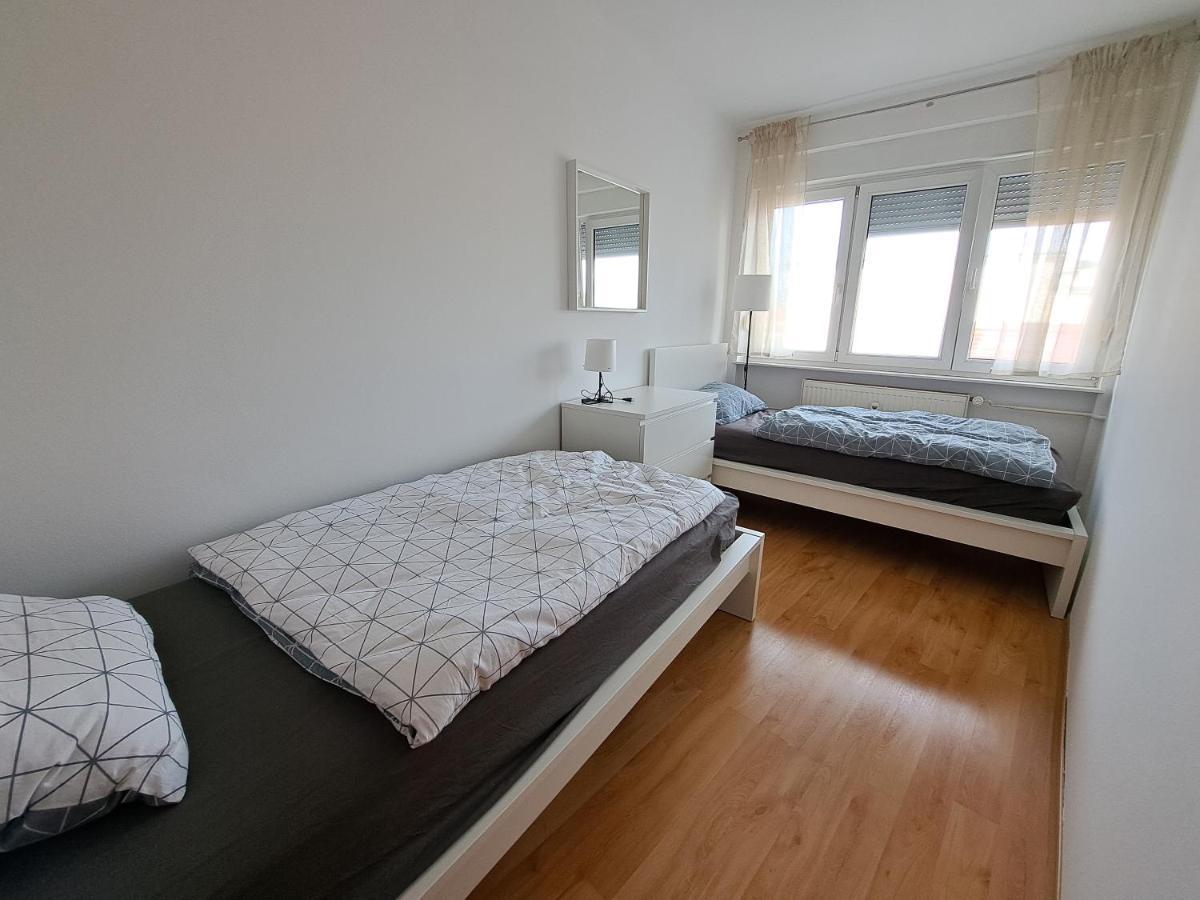 Charming Celje City Center Apartment ภายนอก รูปภาพ