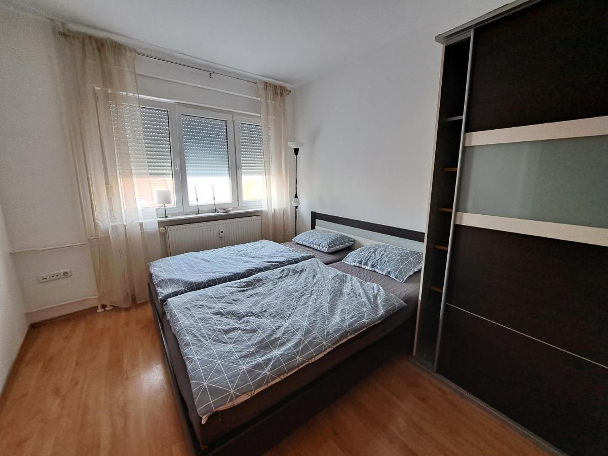 Charming Celje City Center Apartment ภายนอก รูปภาพ