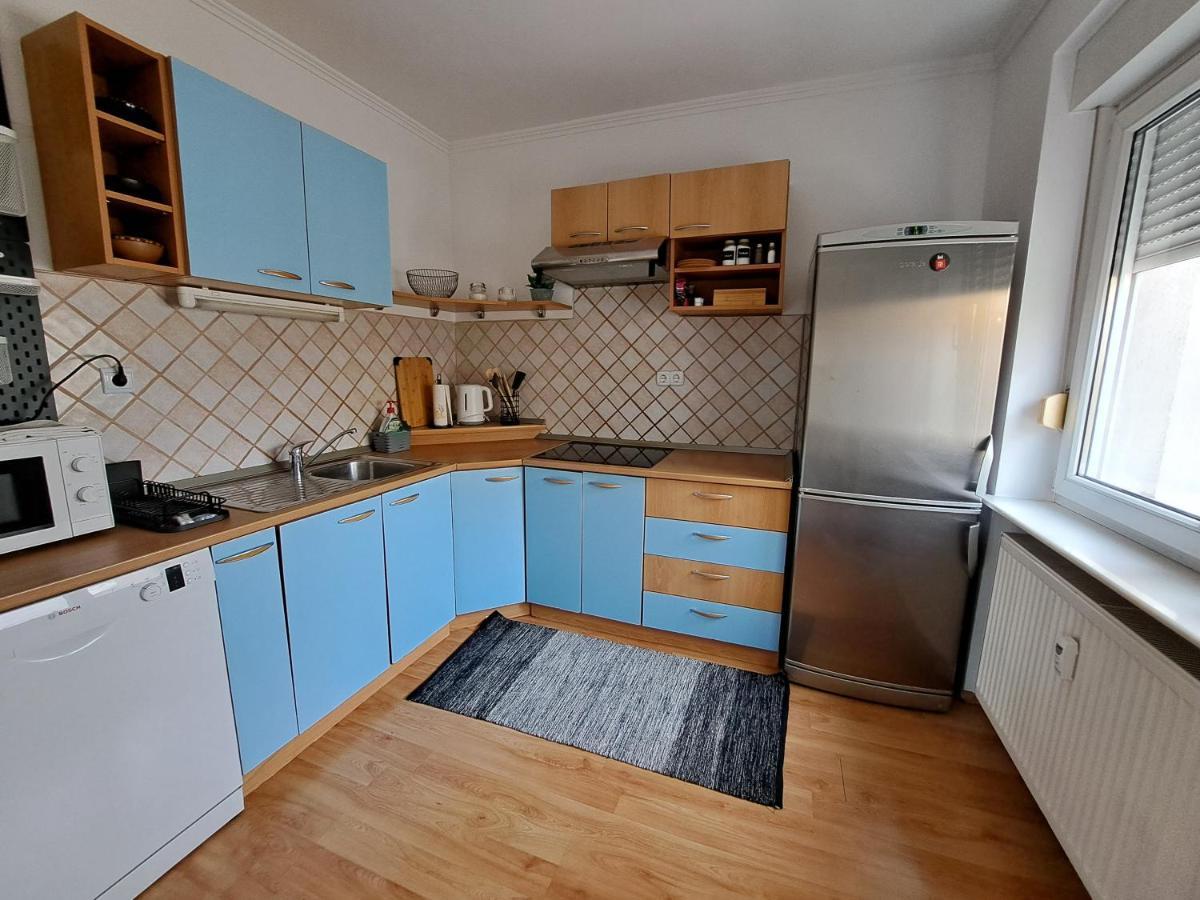 Charming Celje City Center Apartment ภายนอก รูปภาพ